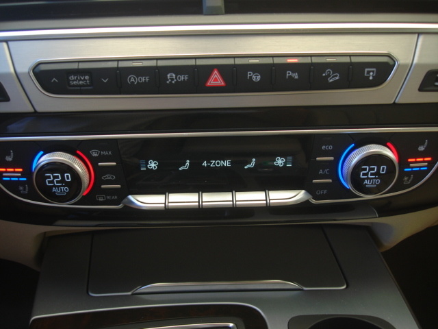 AudiSQ7 4.0 TDI quattro 320 kW (435 CV) tiptronic Vehículo usado en Barcelona - 32