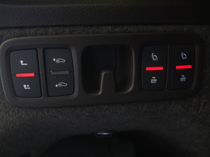 AudiSQ7 4.0 TDI quattro 320 kW (435 CV) tiptronic Vehículo usado en Barcelona - 37 AudiSQ7 4.0 TDI quattro 320 kW (435 CV) tiptronic Vehículo usado en Barcelona - 37