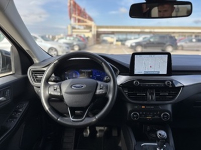 Ford Kuga 1.5 EcoBoost S&S Titanium 4x2 110 kW (150 CV) Ford Kuga 1.5 EcoBoost S&S Titanium 4x2 110 kW (150 CV)