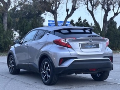 Toyota C-HR 1.8 125H Style Plus 90 kW (122 CV) Toyota C-HR 1.8 125H Style Plus 90 kW (122 CV)