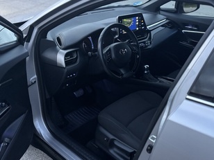 Toyota C-HR 1.8 125H Style Plus 90 kW (122 CV)