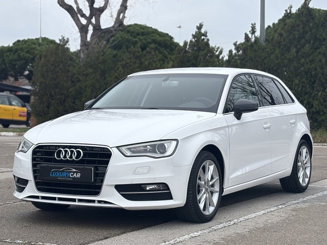 AudiA3 Sportback 1.6 TDI 81 kW (110 CV) S tronic Vehículo usado en Barcelona - 1