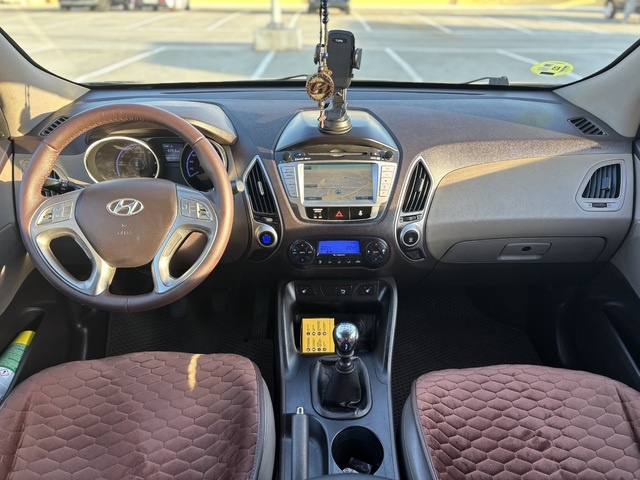 HyundaiTucson 2.0 CDRi Style Full 103 kW (140 CV) Vehículo usado en Barcelona - 11