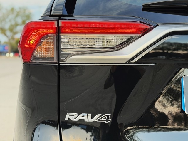 ToyotaRav4 2.5l hybrid Advance 160 kW (218 CV) Vehículo usado en Barcelona - 15
