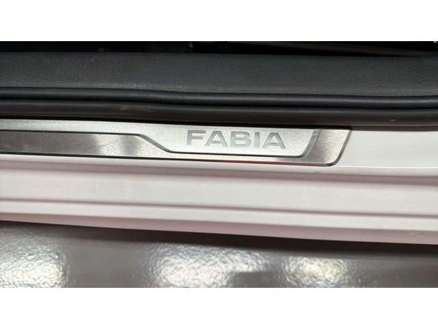 SkodaFabia 1.0 TSI Selection 70 kW (95 CV) Vehículo usado en Barcelona - 18