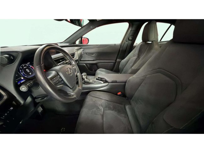 LexusUX 250h Eco 135 kW (184 CV) Vehículo usado en Barcelona - 9 LexusUX 250h Eco 135 kW (184 CV) Vehículo usado en Barcelona - 9