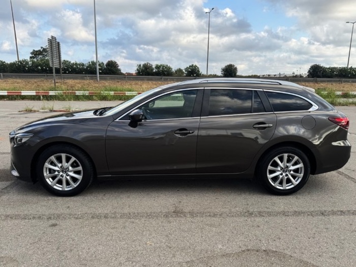 MazdaMazda 6 2.2 DE Style+Nav 110 kW (150 CV) Vehículo usado en Barcelona - 9 MazdaMazda 6 2.2 DE Style+Nav 110 kW (150 CV) Vehículo usado en Barcelona - 9