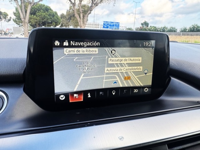MazdaMazda 6 2.2 DE Style+Nav 110 kW (150 CV) Vehículo usado en Barcelona - 20 MazdaMazda 6 2.2 DE Style+Nav 110 kW (150 CV) Vehículo usado en Barcelona - 20