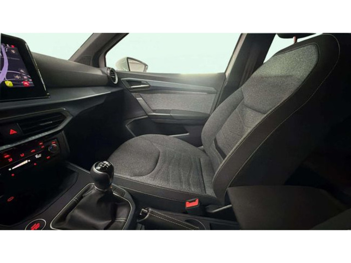 SEATArona 1.0 TSI S&S Xperience XM 81 kW (110 CV) Vehículo usado en Barcelona - 13 SEATArona 1.0 TSI S&S Xperience XM 81 kW (110 CV) Vehículo usado en Barcelona - 13