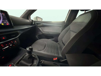 SEAT Arona 1.0 TSI S&S Xperience XS 81 kW (110 CV) SEAT Arona 1.0 TSI S&S Xperience XS 81 kW (110 CV)