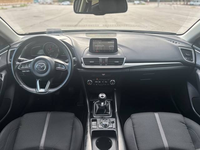 MazdaMazda 3 1.5 DE Black Tech Edition MT 77 kW (105 CV) Vehículo usado en Barcelona - 11