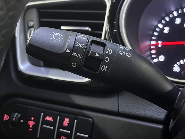 KiaCeed 1.0 T-GDi Tech 88 kW (120 CV) Vehículo usado en Barcelona - 18