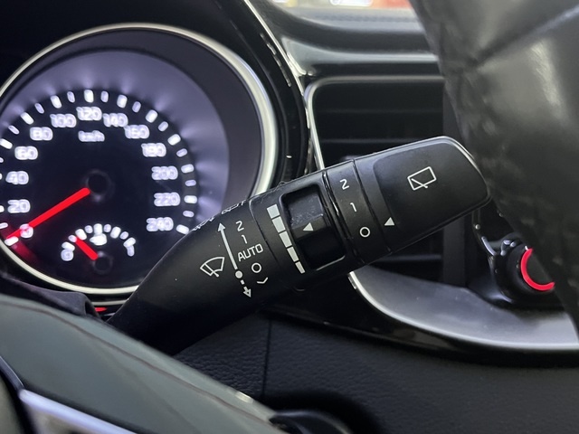 KiaCeed 1.0 T-GDi Tech 88 kW (120 CV) Vehículo usado en Barcelona - 19