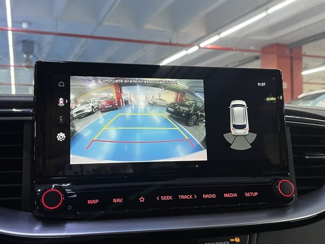 KiaCeed 1.0 T-GDi Tech 88 kW (120 CV) Vehículo usado en Barcelona - 23