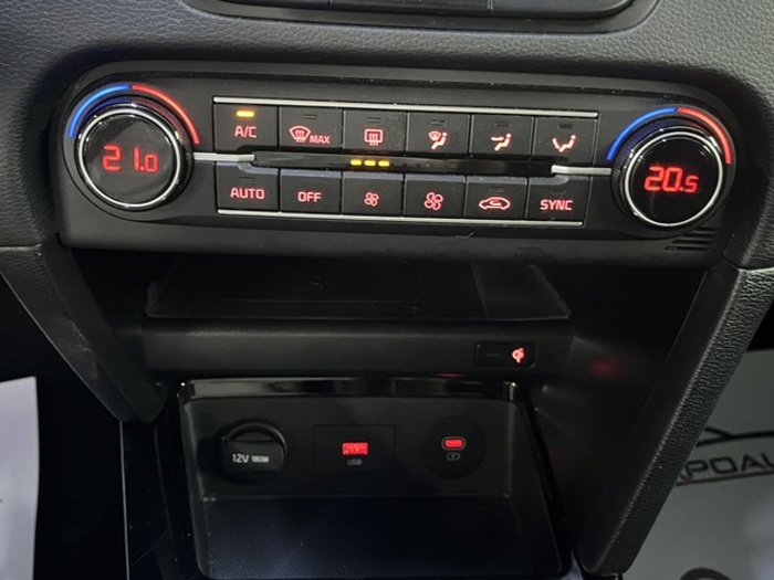 KiaCeed 1.0 T-GDi Tech 88 kW (120 CV) Vehículo usado en Barcelona - 25 KiaCeed 1.0 T-GDi Tech 88 kW (120 CV) Vehículo usado en Barcelona - 25