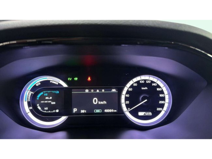 KiaNiro 1.6 GDi HEV Híbrido Drive 104 kW (141 CV) Vehículo usado en Barcelona - 15 KiaNiro 1.6 GDi HEV Híbrido Drive 104 kW (141 CV) Vehículo usado en Barcelona - 15