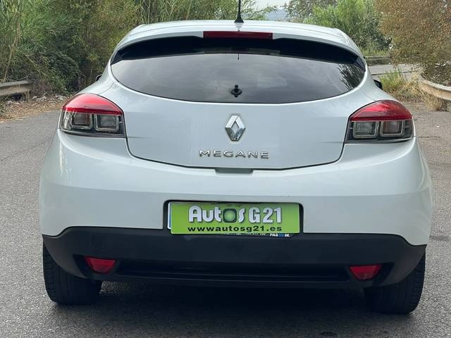 RenaultMegane Coupe 1.6 16v Dynamique 83 kW (110 CV) Vehículo usado en Barcelona - 6
