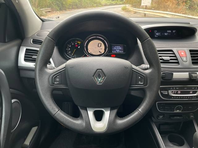 RenaultMegane Coupe 1.6 16v Dynamique 83 kW (110 CV) Vehículo usado en Barcelona - 12