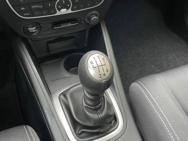 RenaultMegane Coupe 1.6 16v Dynamique 83 kW (110 CV) Vehículo usado en Barcelona - 13