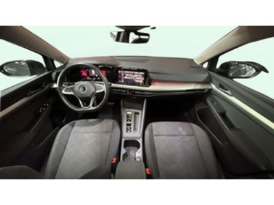 Volkswagen Golf Life 1.0 eTSI 81 kW (110 CV) DSG Volkswagen Golf Life 1.0 eTSI 81 kW (110 CV) DSG