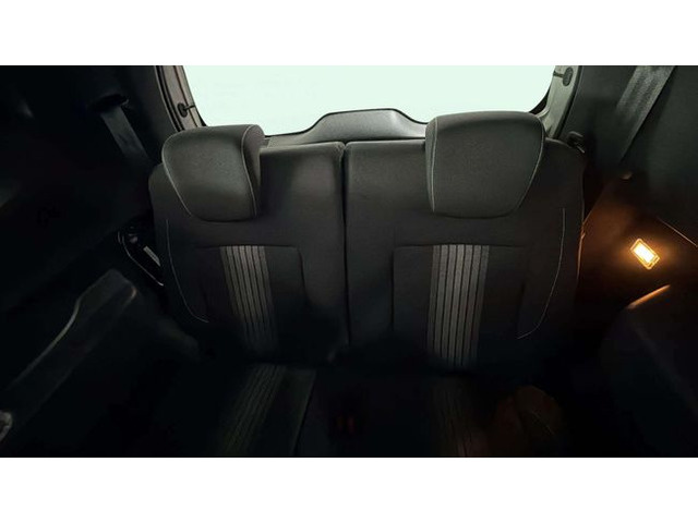 DaciaLodgy Laureate dCi 79 kW (107 CV) Vehículo usado en Barcelona - 9