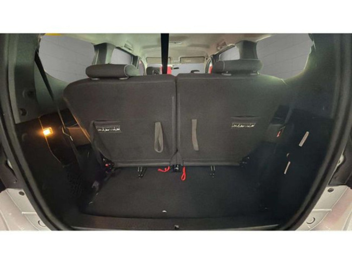 DaciaLodgy Laureate dCi 79 kW (107 CV) Vehículo usado en Barcelona - 19 DaciaLodgy Laureate dCi 79 kW (107 CV) Vehículo usado en Barcelona - 19