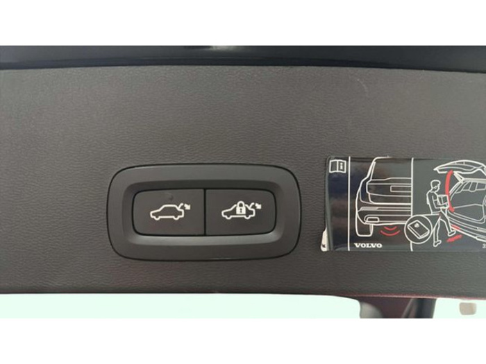 VolvoXC40 T5 Recharge Plus Bright Auto 193 kW (262 CV) Vehículo usado en Barcelona - 22 VolvoXC40 T5 Recharge Plus Bright Auto 193 kW (262 CV) Vehículo usado en Barcelona - 22