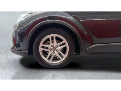 Toyota C-HR 1.8 125H Active 90 kW (122 CV) Toyota C-HR 1.8 125H Active 90 kW (122 CV)