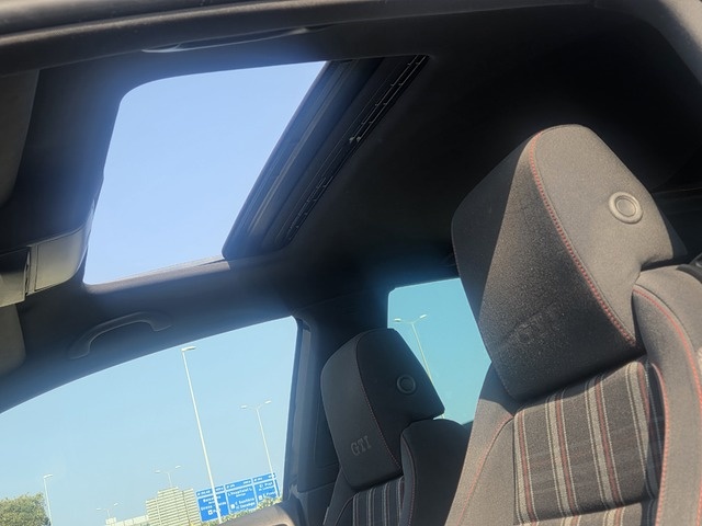 VolkswagenGolf GTI 2.0 TSI 155 kW (210 CV) DSG Vehículo usado en Barcelona - 11