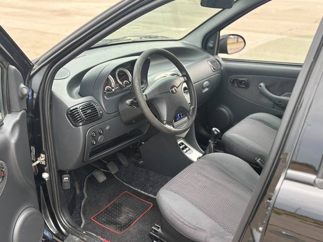 TataIndica 1.4 MPFi LX 63 kW (85 CV) Vehículo usado en Barcelona - 6