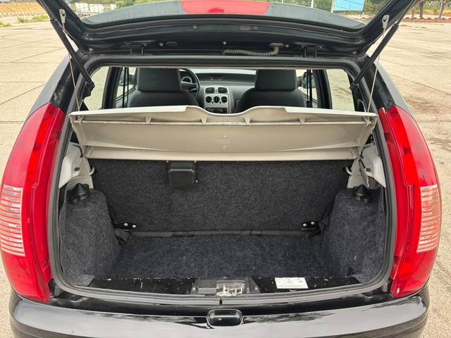 TataIndica 1.4 MPFi LX 63 kW (85 CV) Vehículo usado en Barcelona - 14
