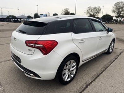 DS DS5 BlueHdi 120 EAT6 Style 88 kW (120 CV) DS DS5 BlueHdi 120 EAT6 Style 88 kW (120 CV)