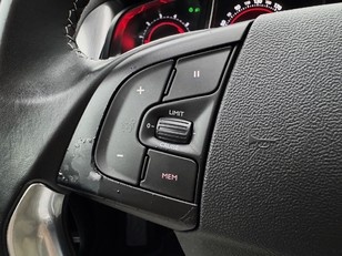 DS DS5 BlueHdi 120 EAT6 Style 88 kW (120 CV)