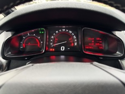 DS DS5 BlueHdi 120 EAT6 Style 88 kW (120 CV) DS DS5 BlueHdi 120 EAT6 Style 88 kW (120 CV)