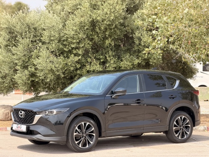 MazdaCX-5 2.5 e-Sky G MHEV Newground AT 143 kW (194 CV) Vehículo usado en Barcelona - 2 MazdaCX-5 2.5 e-Sky G MHEV Newground AT 143 kW (194 CV) Vehículo usado en Barcelona - 2