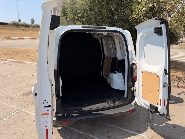 FordTransit Courier Furgon 1.5 TDCI Ambiente 71 kW (95 CV) Vehículo usado en Barcelona - 13