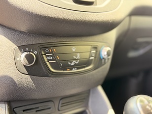 Ford Transit Courier Furgon 1.5 TDCI Ambiente 71 kW (95 CV)
