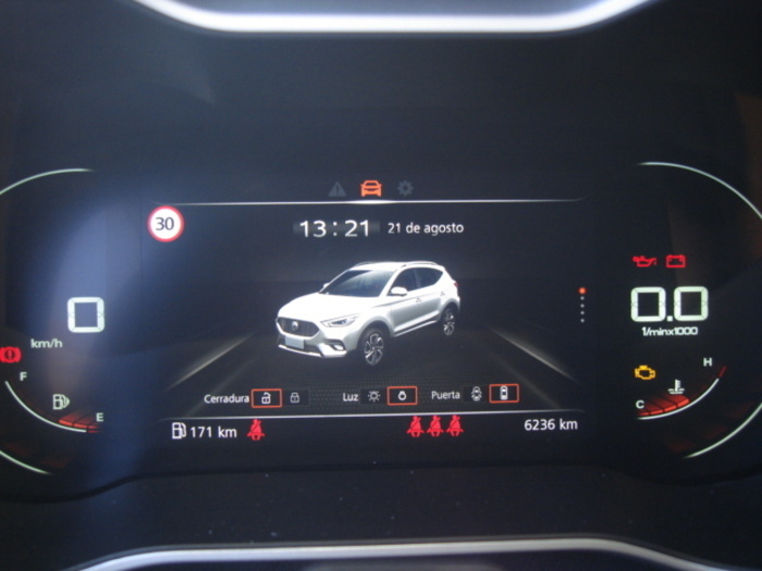 MGZS 1.5 Luxury 78 kW (106 CV) Vehículo usado en Barcelona - 16 MGZS 1.5 Luxury 78 kW (106 CV) Vehículo usado en Barcelona - 16