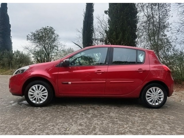 RenaultClio 1.2 20 Aniversario 55 kW (75 CV) Vehículo usado en Barcelona - 2