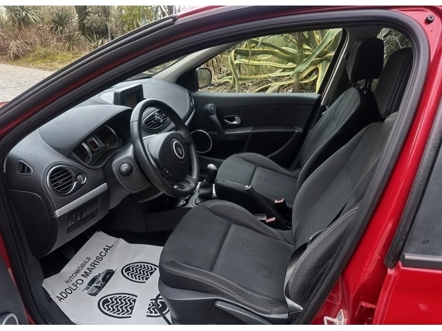 RenaultClio 1.2 20 Aniversario 55 kW (75 CV) Vehículo usado en Barcelona - 3