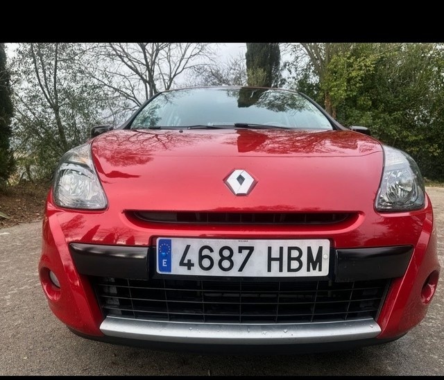 RenaultClio 1.2 20 Aniversario 55 kW (75 CV) Vehículo usado en Barcelona - 8