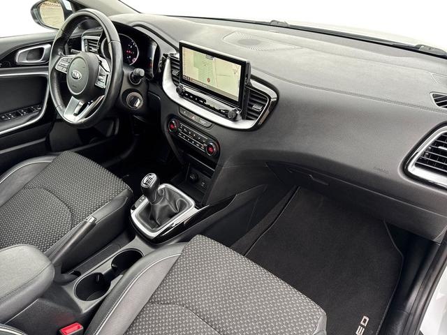 KiaCeed 1.0 T-GDi Eco-Dynamics Tech 88 kW (120 CV) Vehículo usado en Barcelona - 12