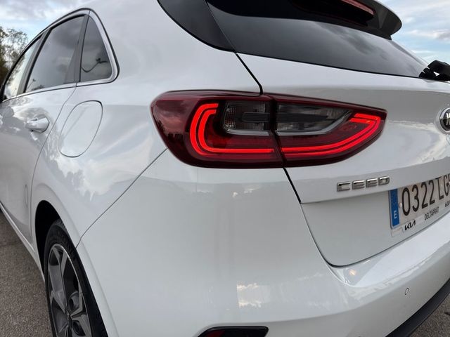 KiaCeed 1.0 T-GDi Eco-Dynamics Tech 88 kW (120 CV) Vehículo usado en Barcelona - 24