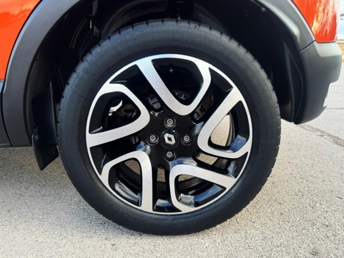 RenaultCaptur Zen Energy dCi 66 kW (90 CV) EDC Vehículo usado en Barcelona - 11 RenaultCaptur Zen Energy dCi 66 kW (90 CV) EDC Vehículo usado en Barcelona - 11