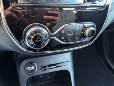 Renault Captur Zen Energy dCi 66 kW (90 CV) EDC Renault Captur Zen Energy dCi 66 kW (90 CV) EDC