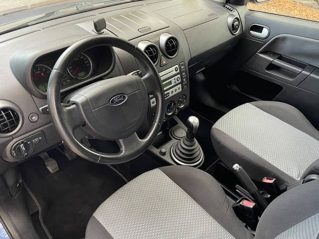 FordFusion 1.6 16v Fusion + 74 kW (100 CV) Vehículo usado en Barcelona - 2