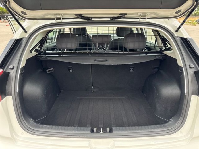 KiaNiro 1.6 GDi PHEV Híbrido Drive 104 kW (141 CV) Vehículo usado en Barcelona - 7 KiaNiro 1.6 GDi PHEV Híbrido Drive 104 kW (141 CV) Vehículo usado en Barcelona - 7