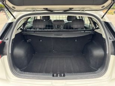 Kia Niro 1.6 GDi PHEV Híbrido Drive 104 kW (141 CV) Kia Niro 1.6 GDi PHEV Híbrido Drive 104 kW (141 CV)