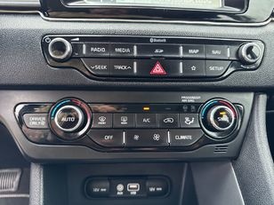Kia Niro 1.6 GDi PHEV Híbrido Drive 104 kW (141 CV)