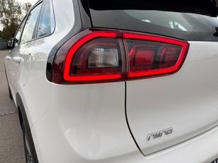 Kia Niro 1.6 GDi PHEV Híbrido Drive 104 kW (141 CV)
